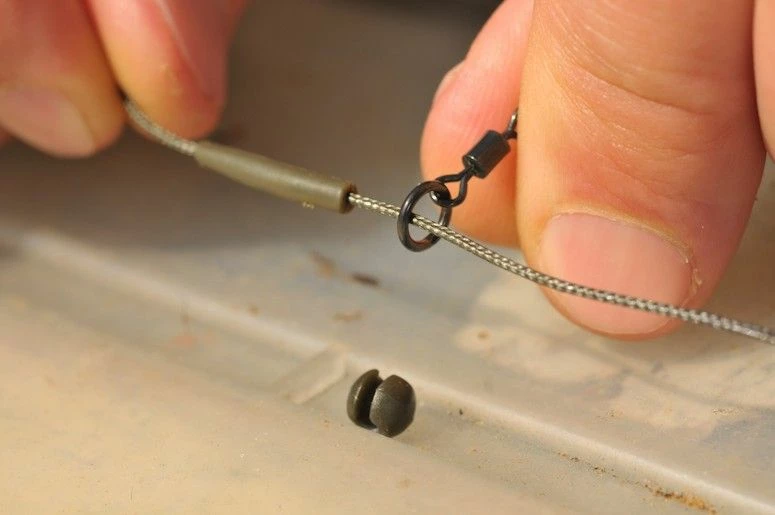 Korda Leadcore Chod Safety System - Line stops & sinkers 5 Korda Leadcore Chod Safety System - Line stops & sinkers - Image 5