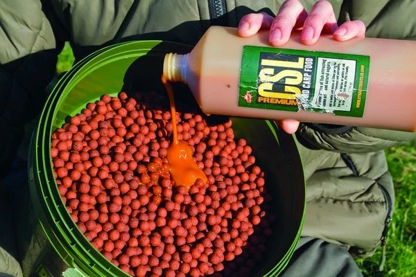 Dynamite Baits Premium CSL Liquid Carp Food - Oils & syrups 2 Dynamite Baits Premium CSL Liquid Carp Food - Oils & syrups - Image 2