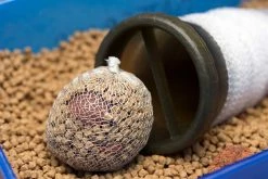 Korum PVA Mesh With Bait Cutter - Pva mesh & refills -Carp Sales Store 1414578103 IMG 1786 FOR WEB