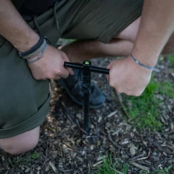 Avid Carp Lok Down T Bar Leveller - Banksticks