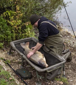Trakker Sanctuary Cradles - Unhooking mats & cradles -Carp Sales Store cblbdjbk637165171669757935