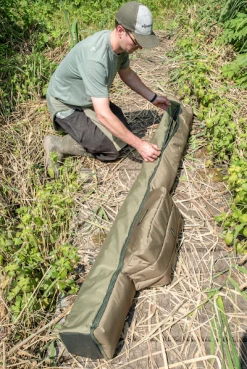 Korum Transition 3 Rod Folding Rod Holdall - Rod holdalls -Carp Sales Store d2urhigm637075224622692137