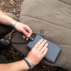 Avid Carp Avid Benchmark Thermatech Heated Sleeping Bags - -Carp Sales Store g15zy0mg637662557037783354